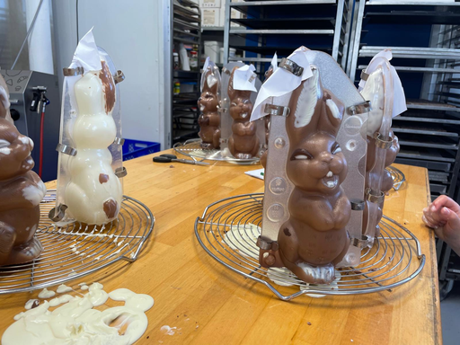 Schokoladenfiguren giessen beim Thurbeck